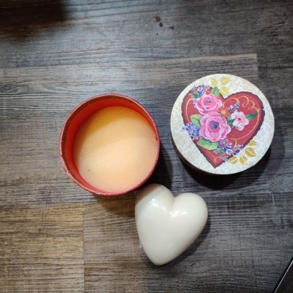 Mini Punch Studio 4-5 Oz Rose Or Orange Clove Bar of Soap (Sealed) Opened Box - Picture 6 of 15